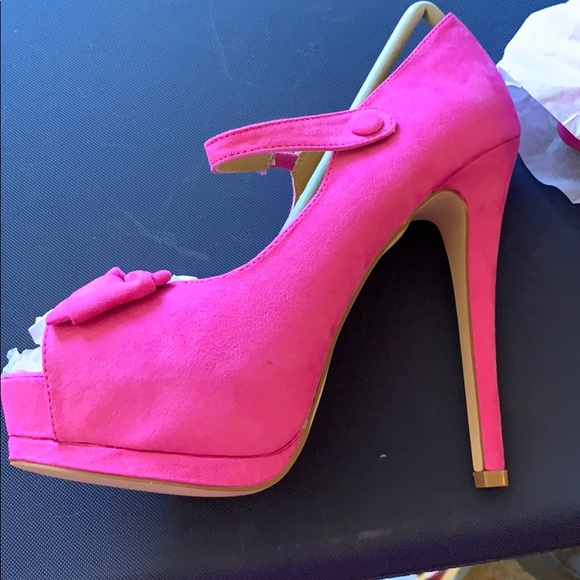 Hot pink bow tie toe ankle strap high heel - Picture 10 of 11